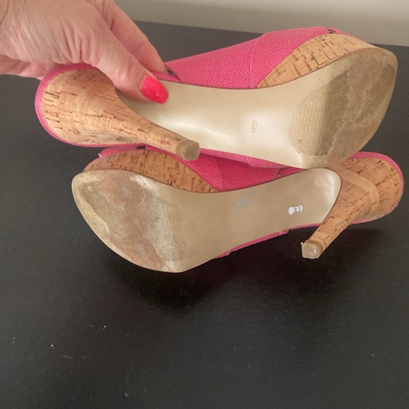 Pink fabric Guess peep toe cork heels size 8.5 - Picture 8 of 12